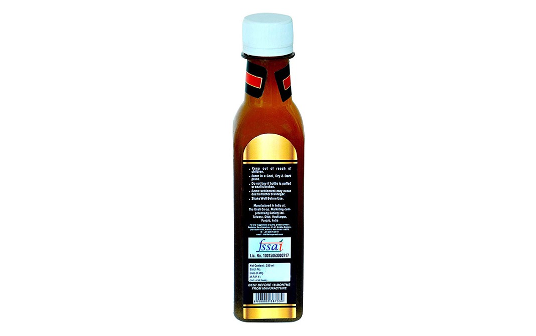 Vinegar Veda Karela Vinegar    Plastic Bottle  250 millilitre